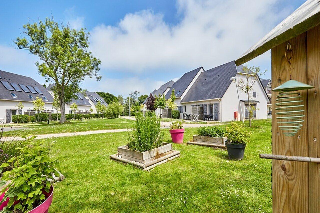 Vacanceole - Le Domaine De La Corniche - Deauville Sud Обервиль Экстерьер фото